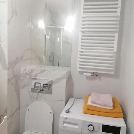 Zachod Slonca Niepolomnicka 28
